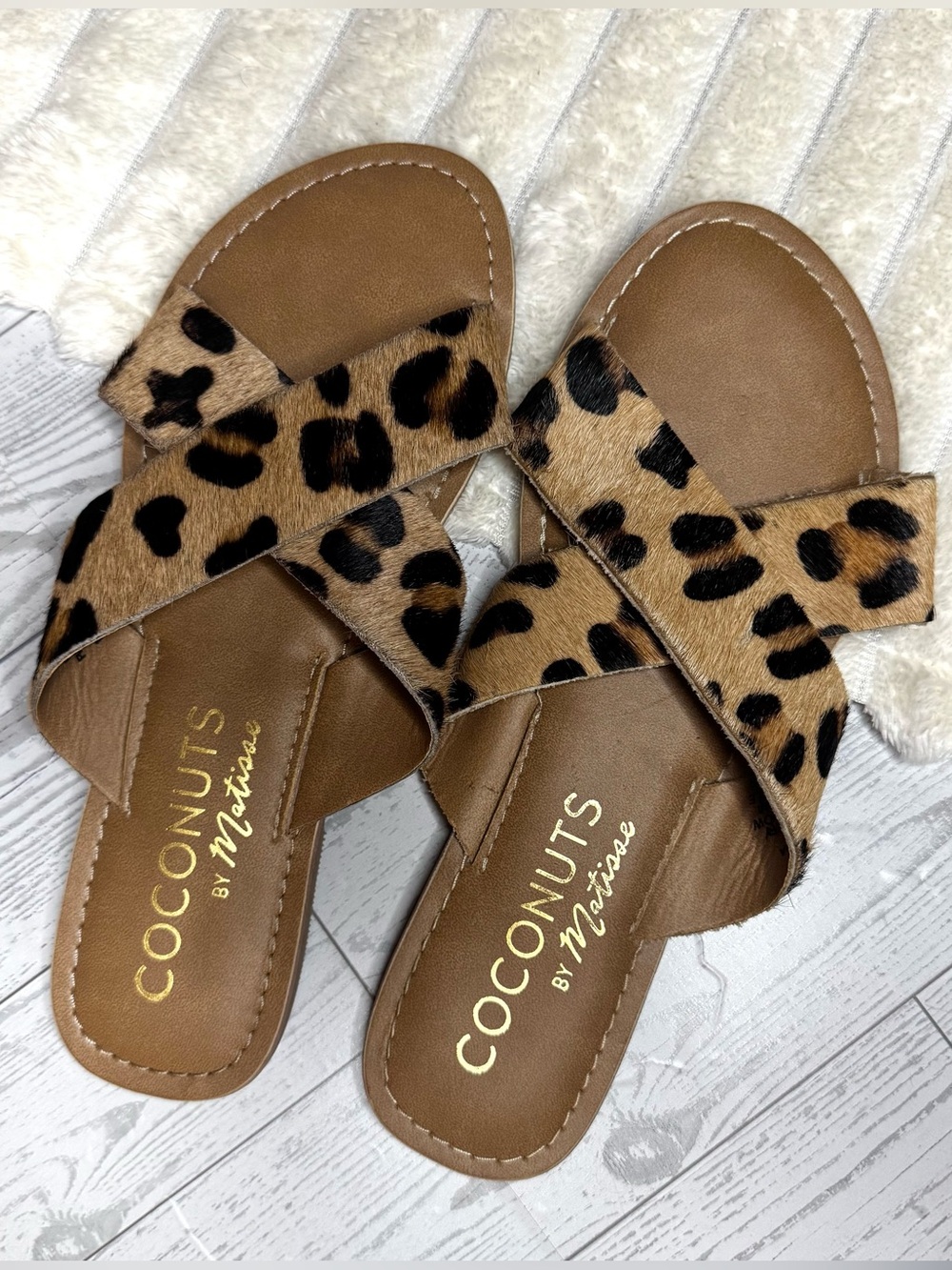 Coconut Matisse Animal Print Cowhide Pebble Sandals slides women’s 7